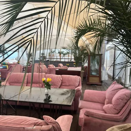 гранде петтине Otel